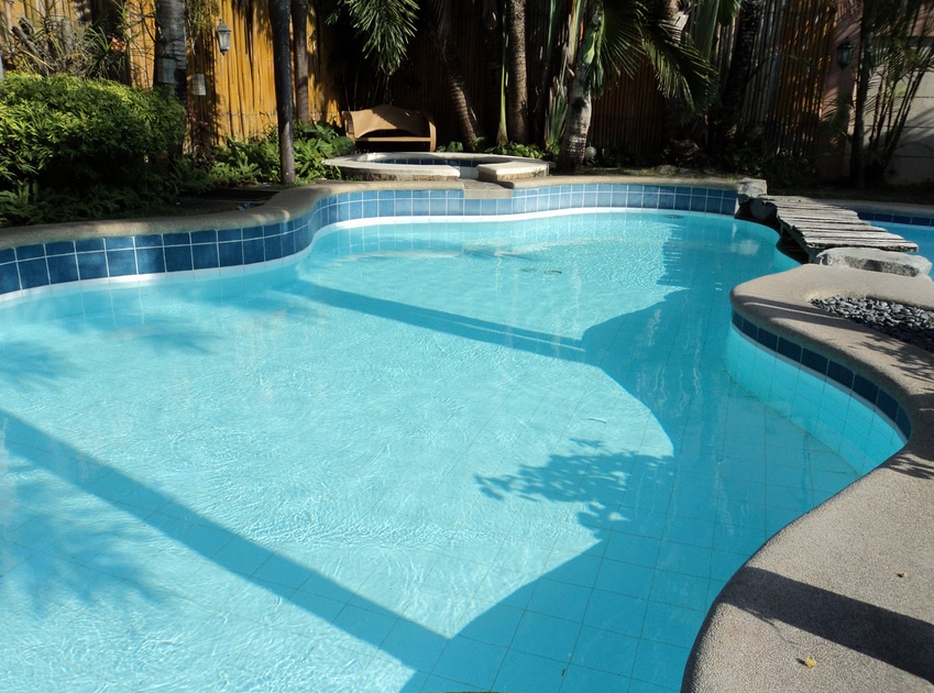 Luxury swimming pool